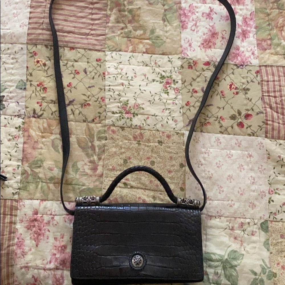 Black patent clutch